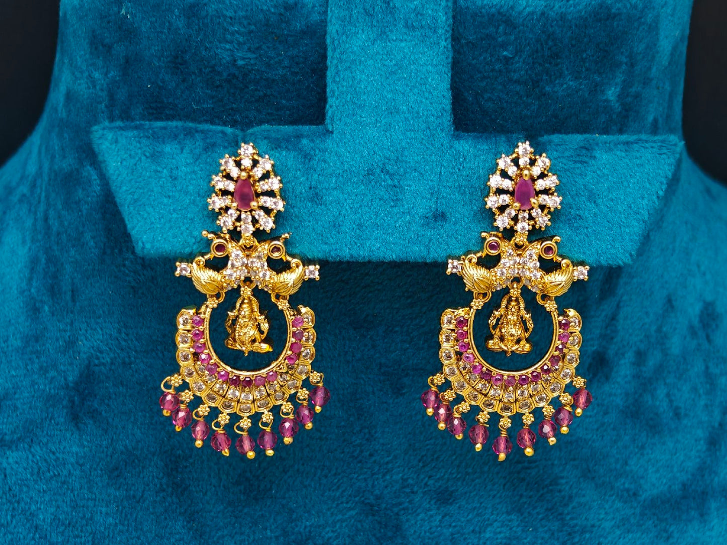chandbaali earrings with Laxmi design