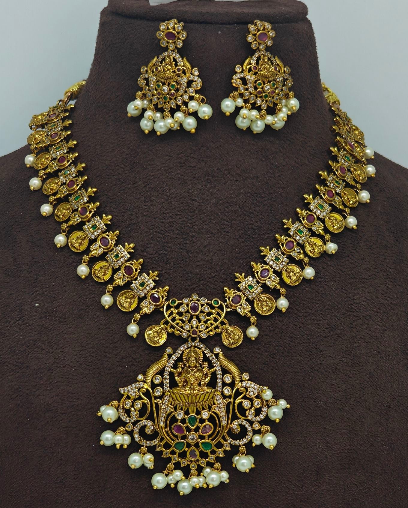 short necklace Laxmi kasulu design