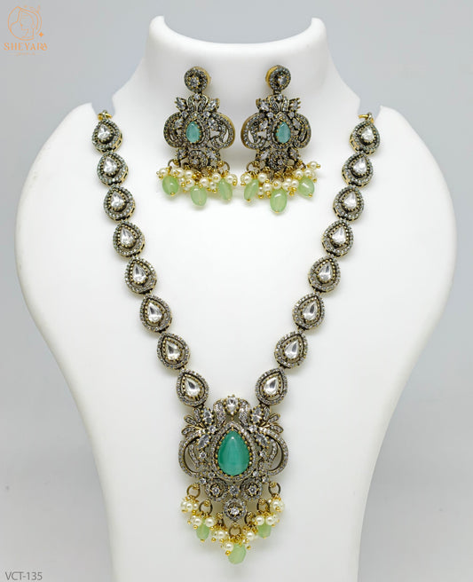 Latest Model Neckset