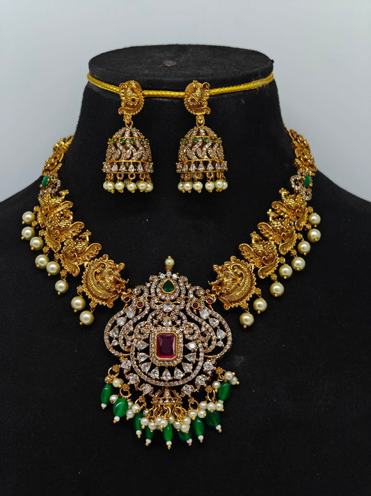 short necklace